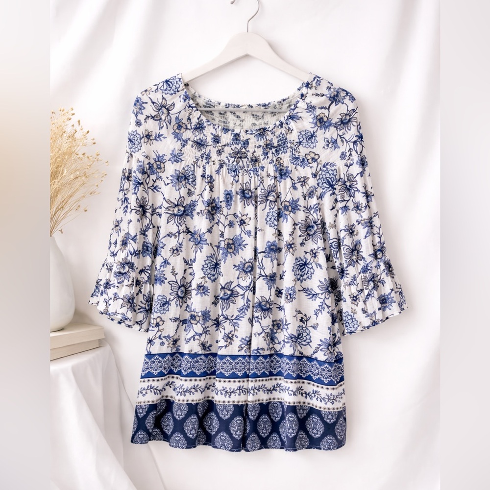 Croft & Barrow Blue White Floral Boho Blouse Medium Coastal Grandma